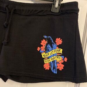 Beautiful Disaster The Raven Collection Black Shorts L